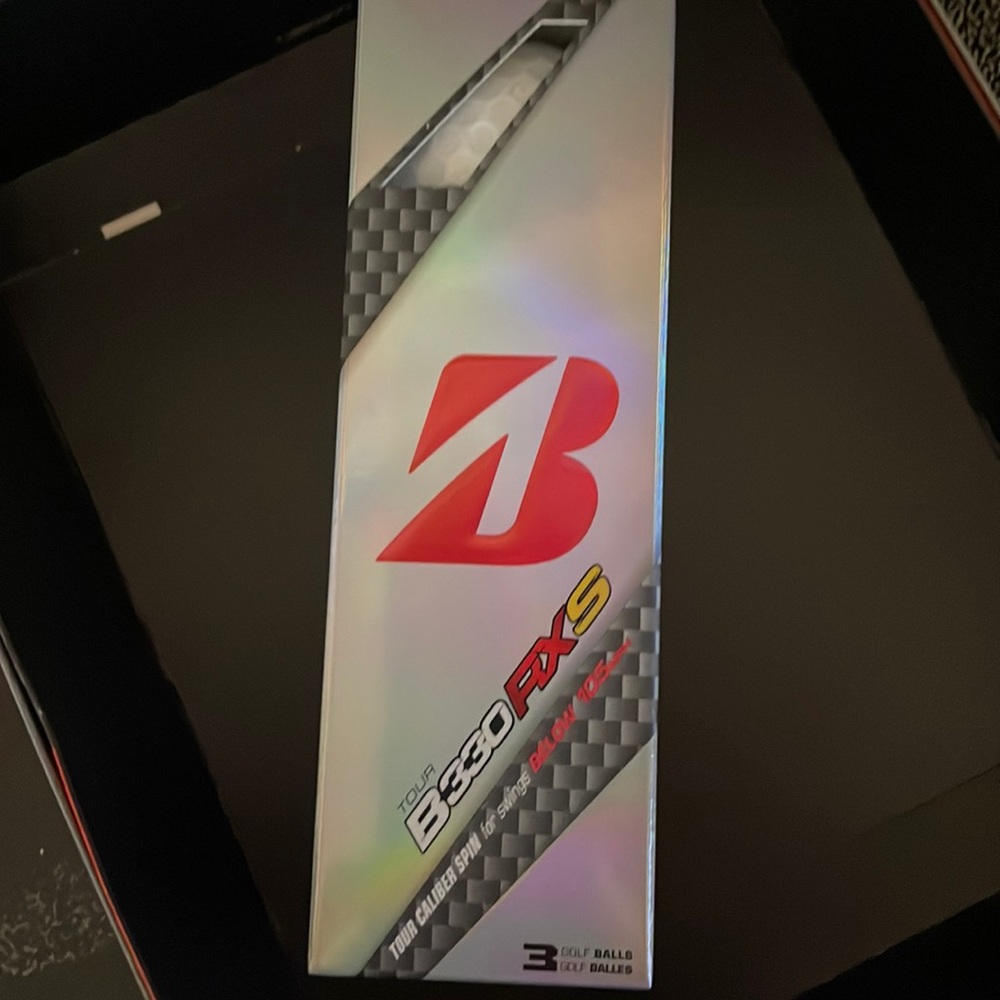 Bridgestone B330RXS golf balls